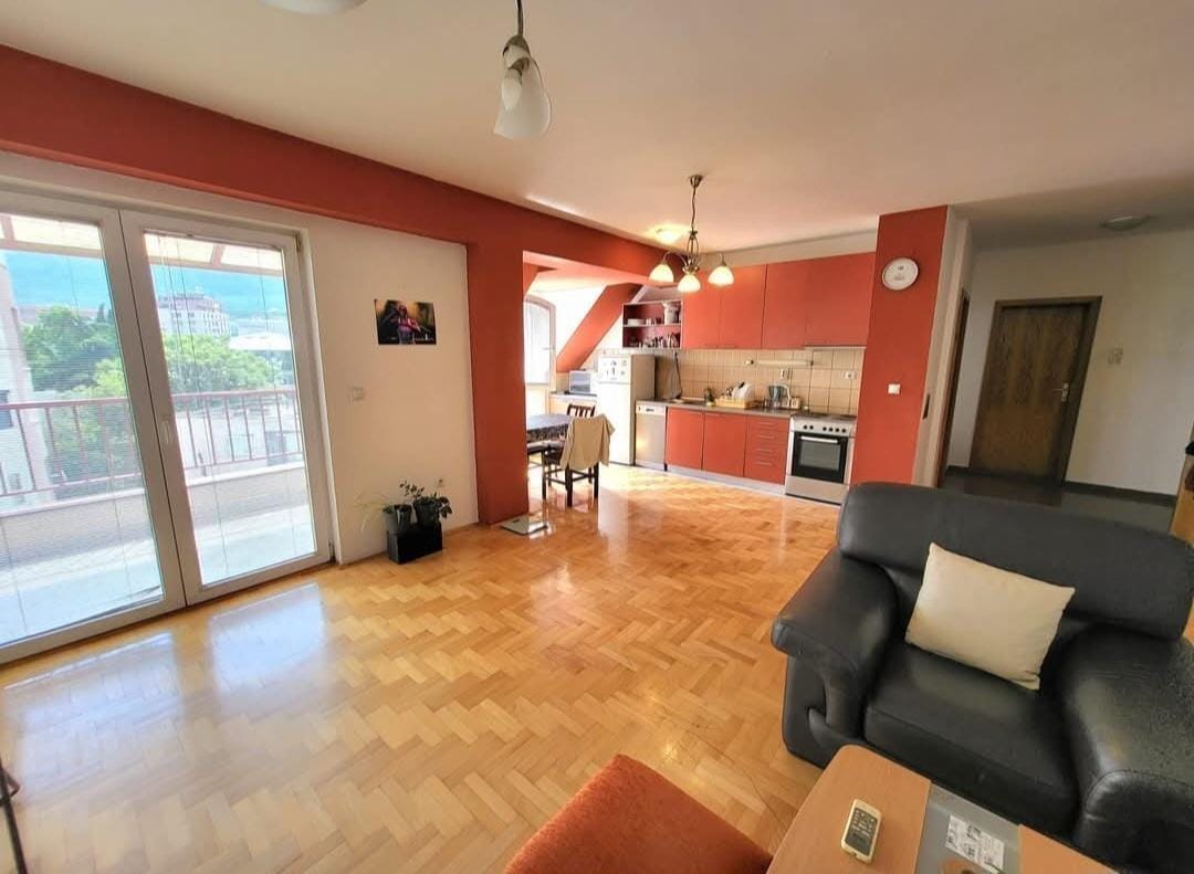 2-собен наместен стан во Центар, Скопје - 68м²