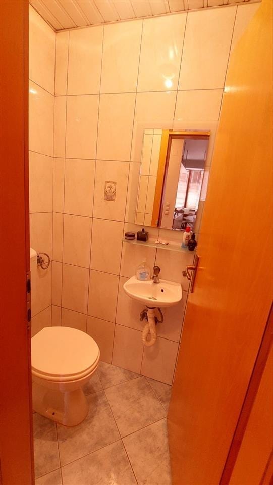 3-спални стан за изнајмување во Аеродром, Скопје - 88 м²