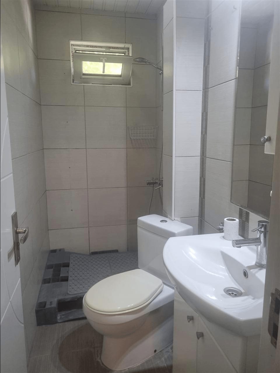 1-спална 2-соба стан за издавање во Кисела Вода, 41 м²