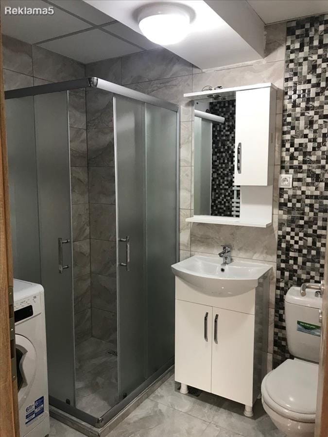 3-собен стан во близина на Броз кафе, Скопје - 70м²