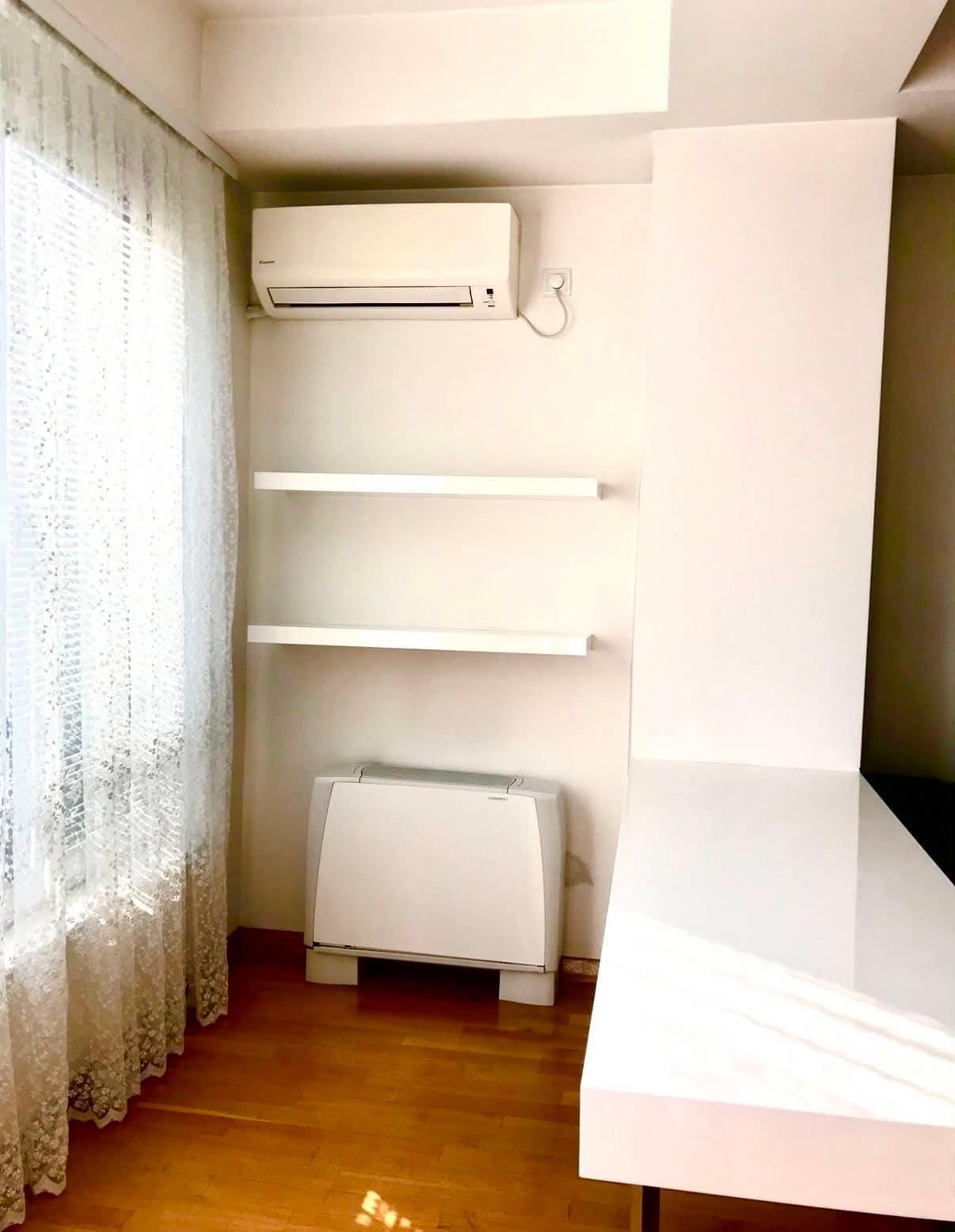 1 спална соба, стан на 3 кат - Центар, Скопје