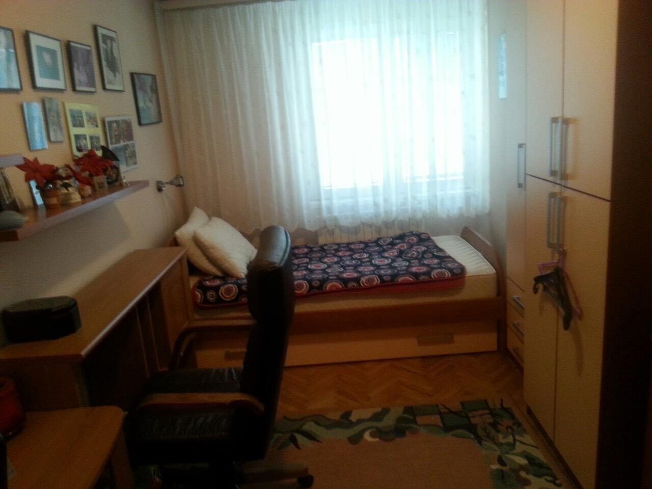 Stan 3 spalni, 93m² Novo Lisice, Skopje - renoviran so terasa