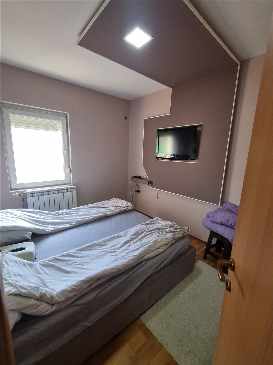 Куќа во Ново Лисиче, 5 соби, 180 м², Аеродром