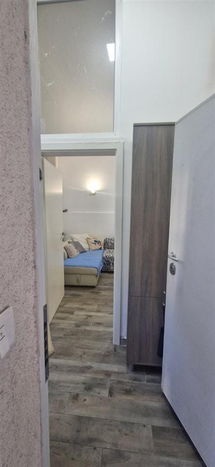 2-собен опремен стан 47м², Дебар Маало, близу Силбо