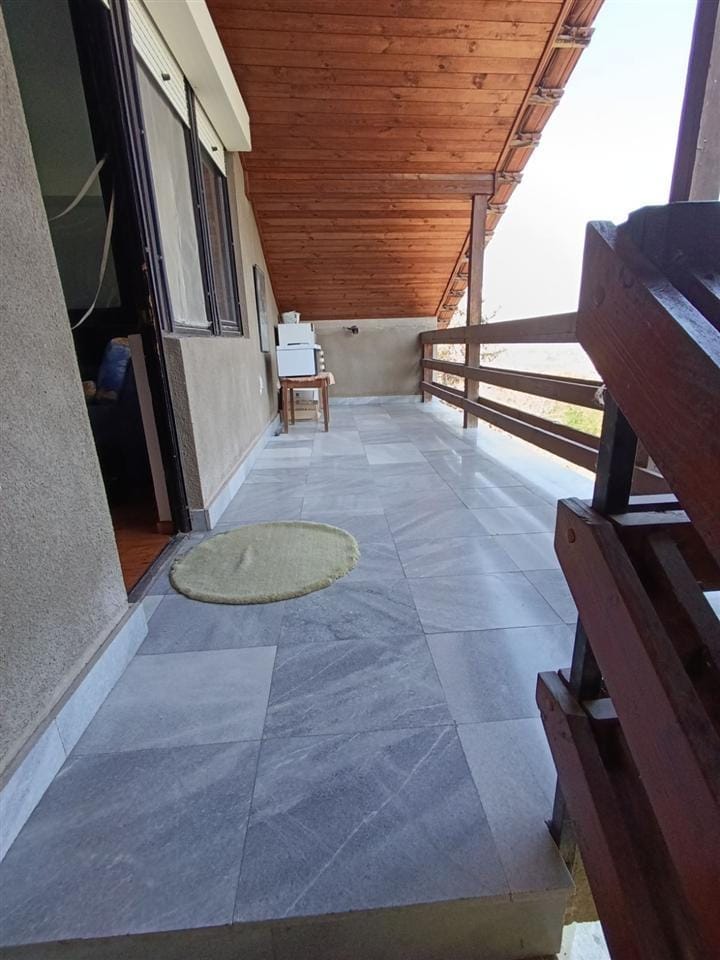 Куќа 4 соби Жданец 129м2 + двор 854м2