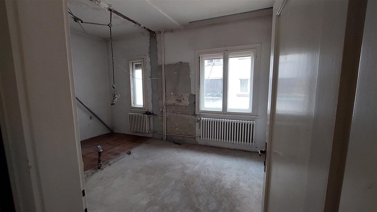 Стан 2 спални, Центар, градски парк, 101m² + подрум