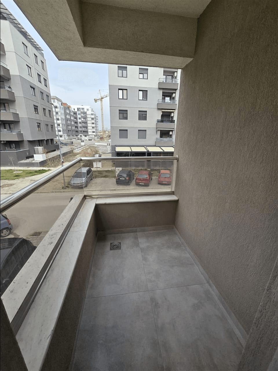 Нов стан за деловна намена во Влае Александрија, Карпош - 3 соби, 65 м²