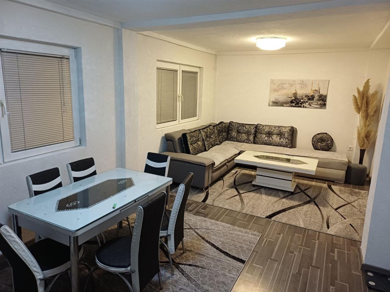 3.5-комнатен наместен стан во Центар, Скопје - 84м²