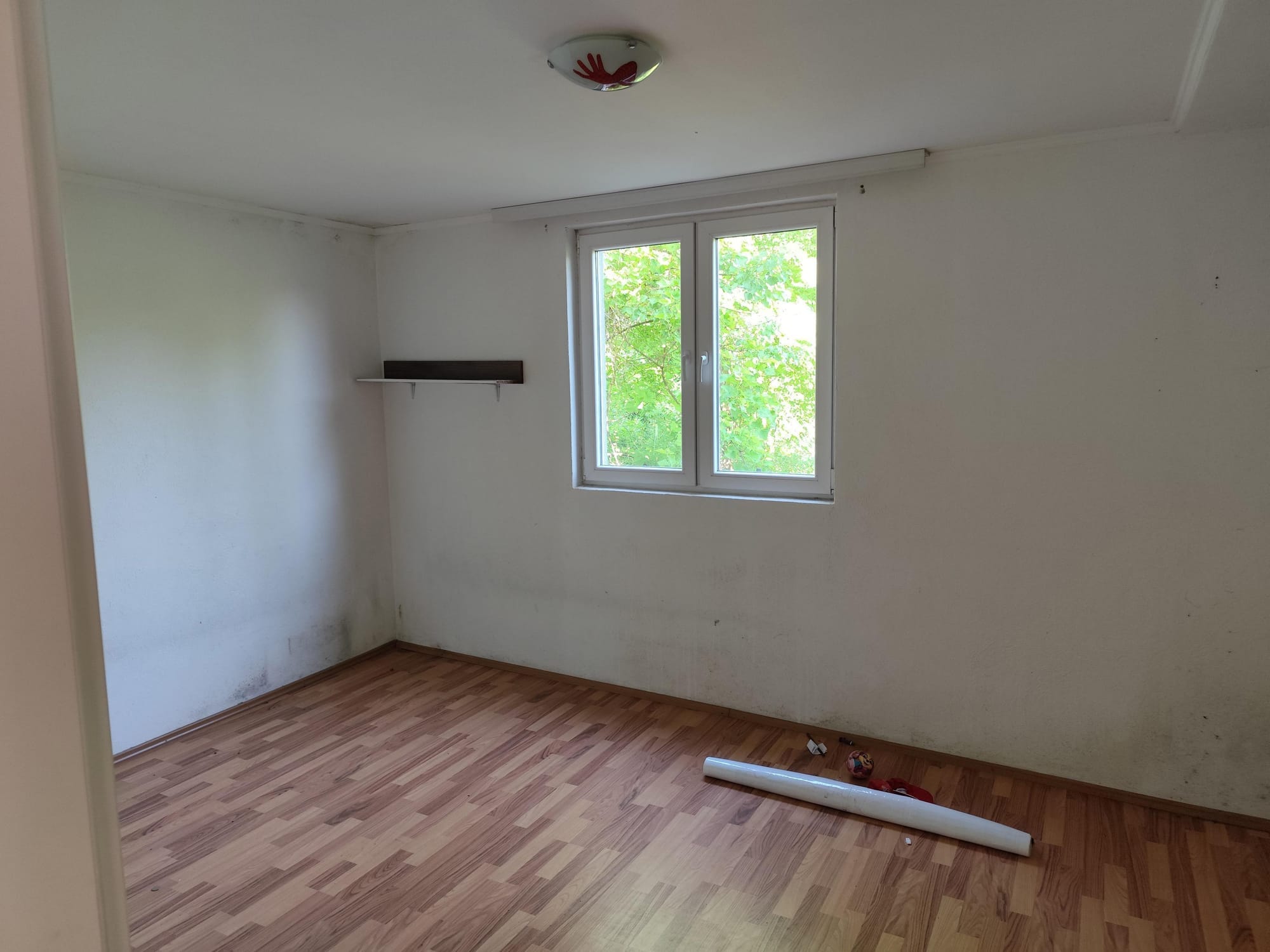 Куќа во Пинтија, 5 соби, 102м2 + плац 294м2