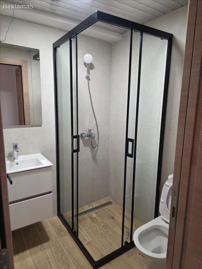 Нов стан во Центар, 4 соби, 107 м², лифт