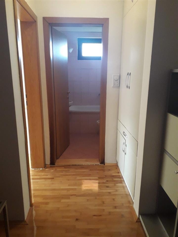 2-соби стан, наместен, Карпош - 56м², балкон