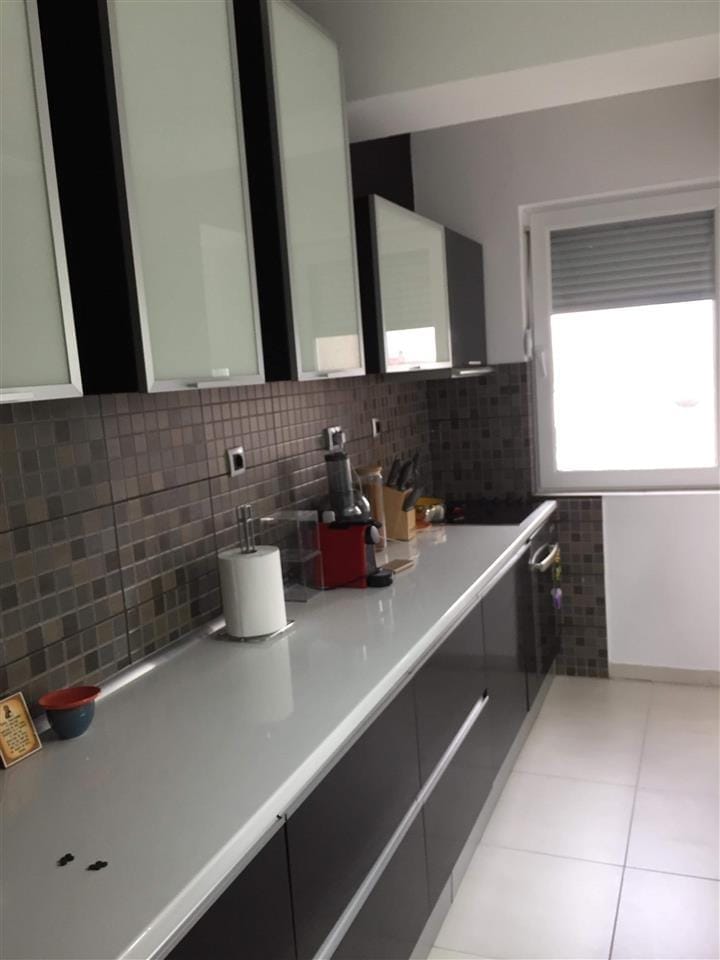 Хиподром - 3-собен реновиран стан, 80м², 5 кат