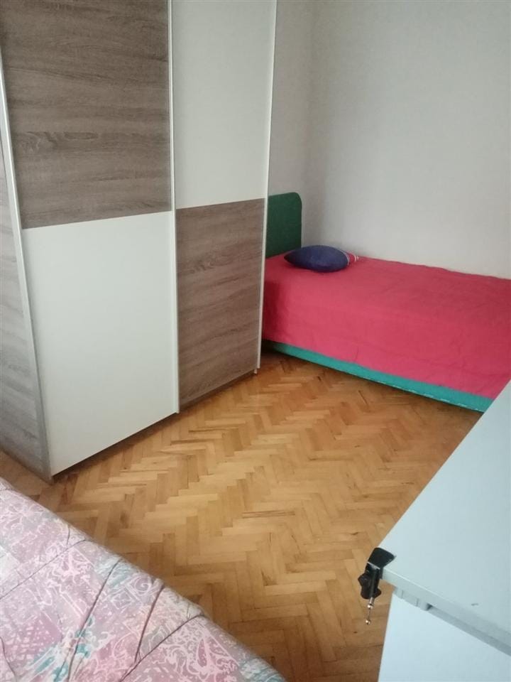 Наместен стан со 2 спални во Ѓорче Петров, Скопје