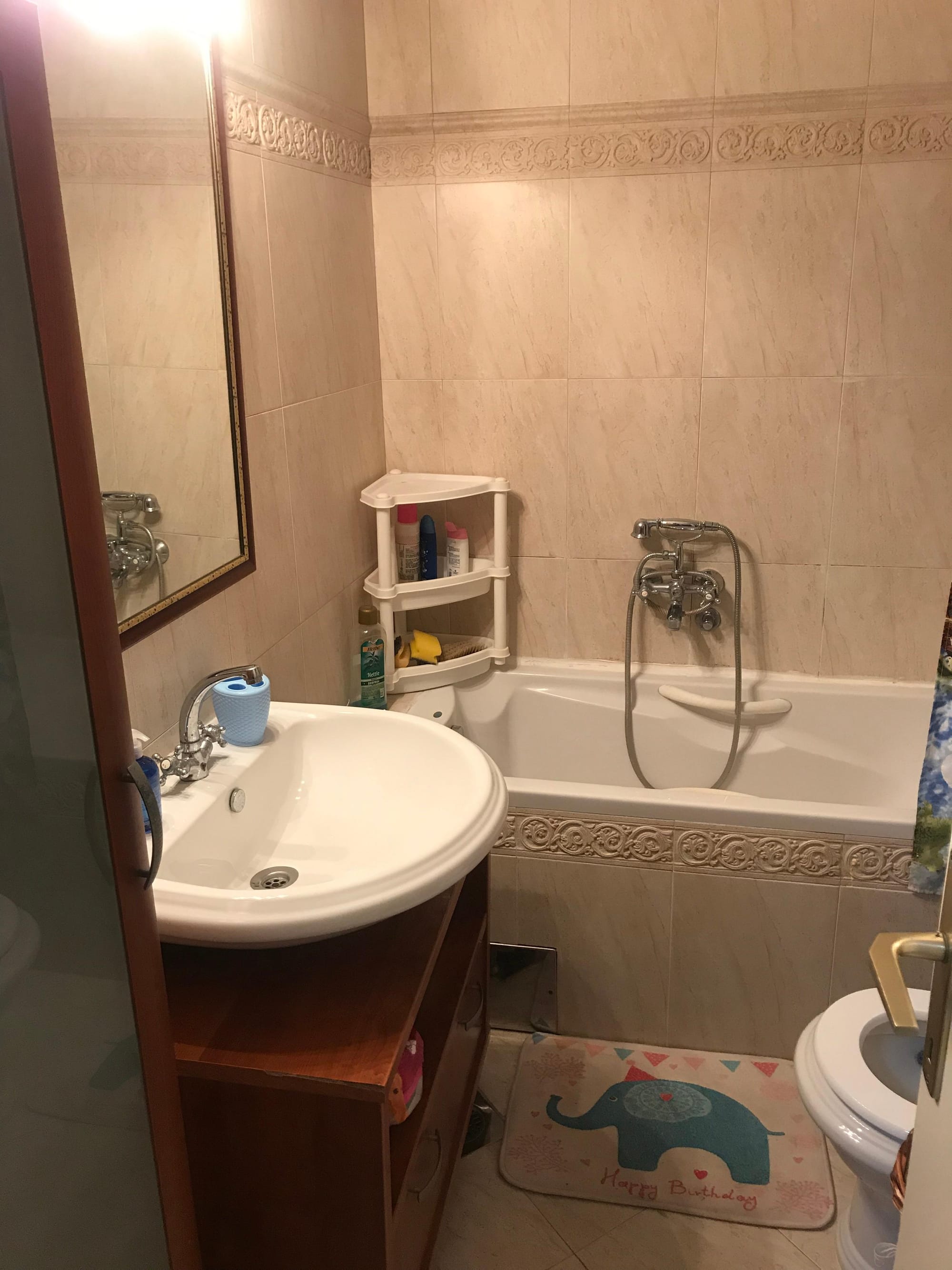 3-соби стан во Аеродром, Скопје - 75м² наместен