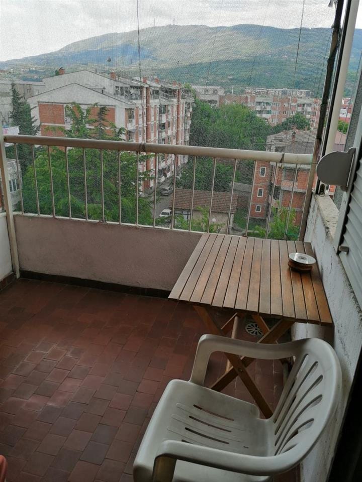 Трособ стан 63м² во Ѓорче Петров - Црвените згради