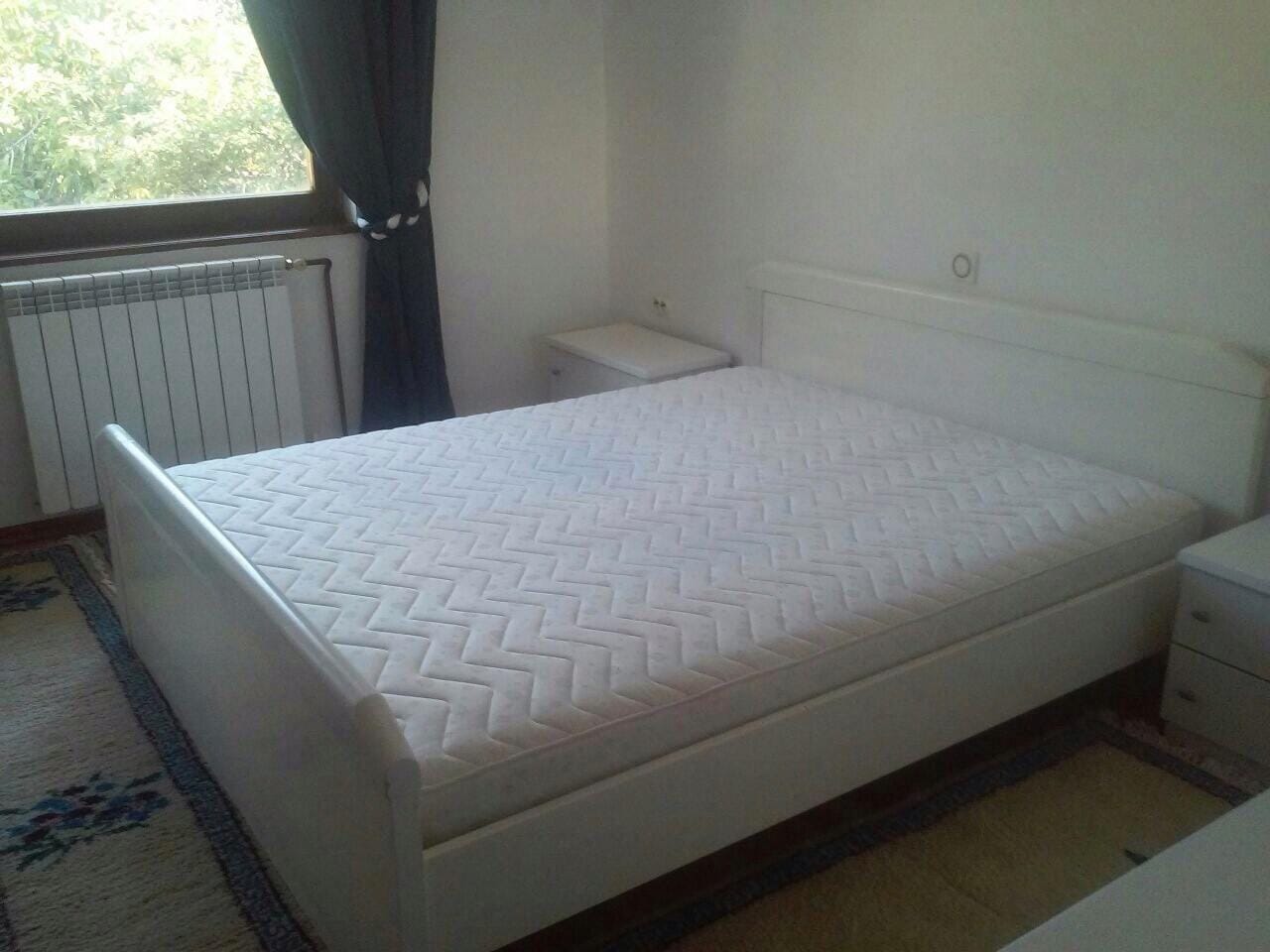 Комплетно опремена куќа Чрнече, 240 м², 6 соби, 2 ката