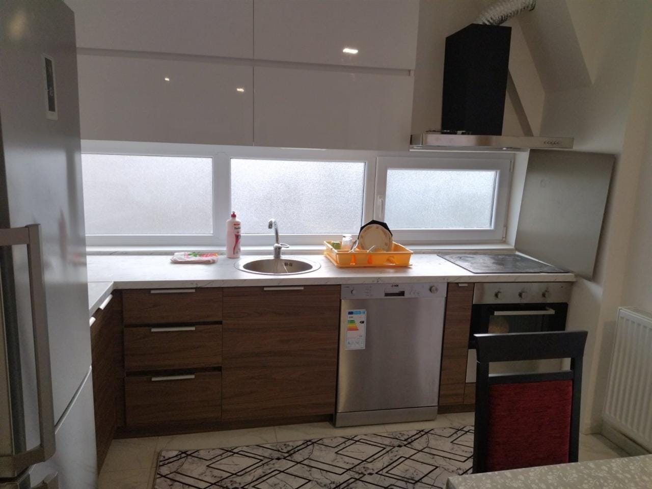 Kompletan stan vo Kozle, 4 sobi, 104 m², Karpoš