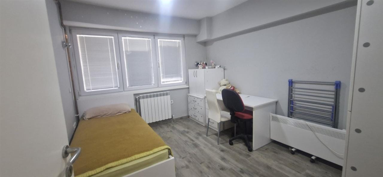 2-собен опремен стан 47м², Дебар Маало, близу Силбо