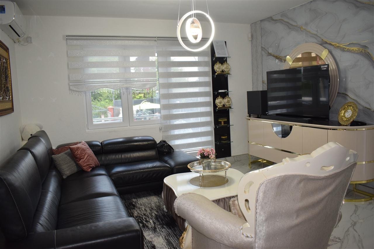 Луксузна куќа 5 соби, Центо, 156м²