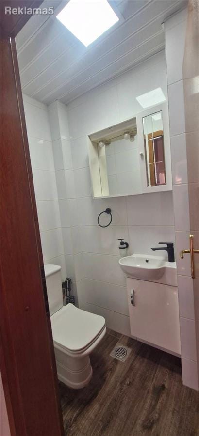 4-собен стан 113 м² Центар позади Универзална сала