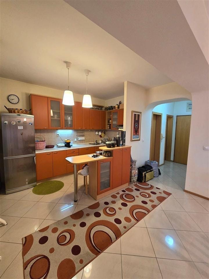 Комплетно наместен стан од 85м² во Карпош 4, Скопје
