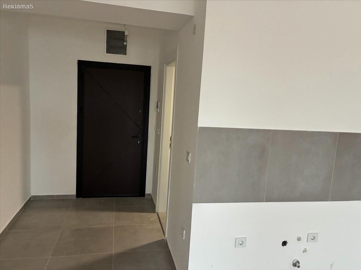 Стан 2 соби, 48м², Аеродром, Скопје - се издава