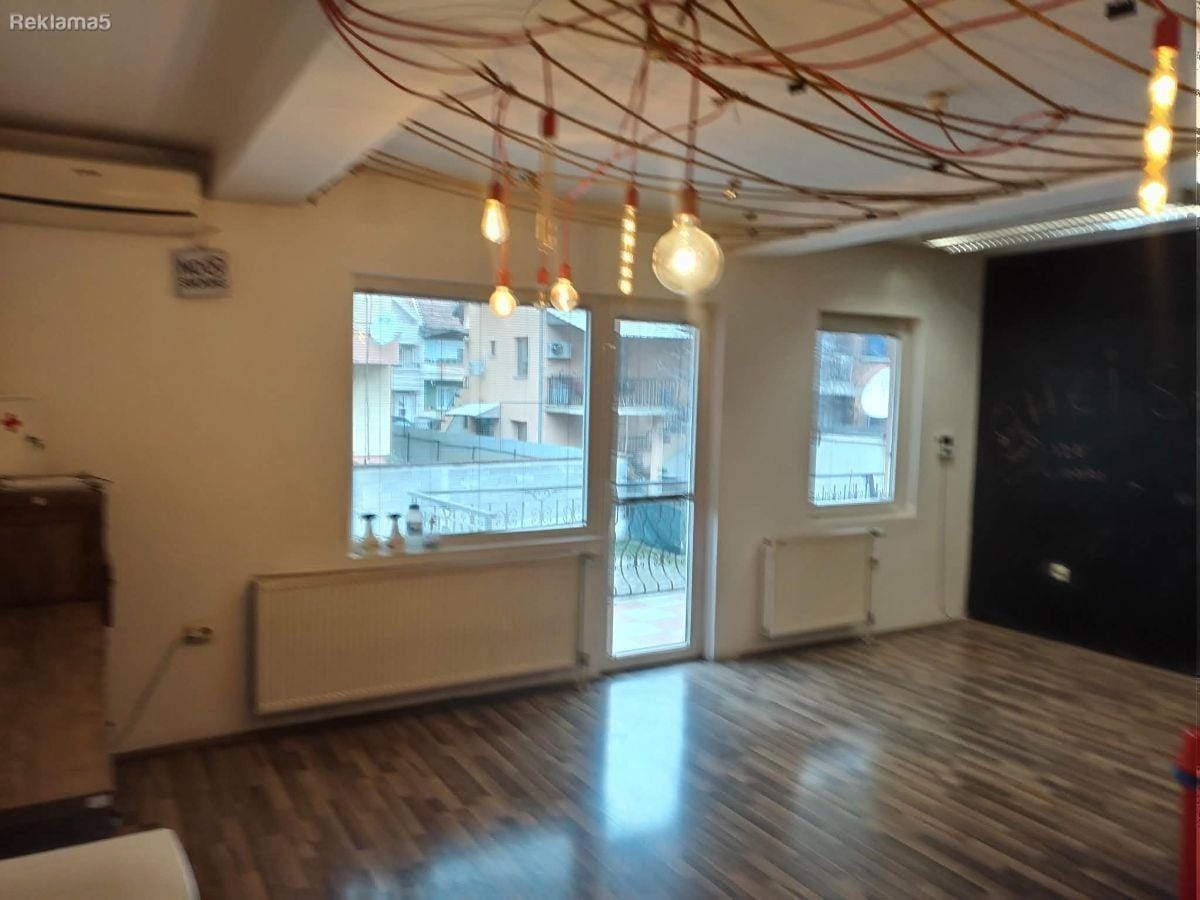 Деловен простор 400м2 - Канцеларија, Карпош, Скопје