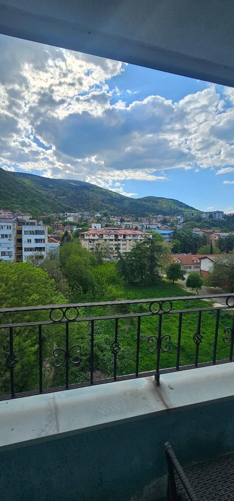 Стан 52м2, 2 спални во К.Вода, Скопје - терasa, асансер
