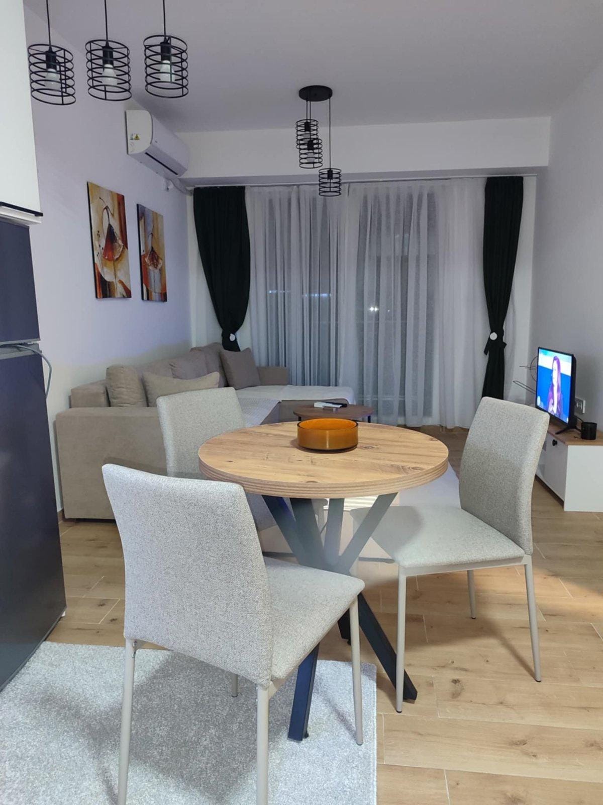 2-room apartment in Kisela Voda, Skopje - 43 m²
