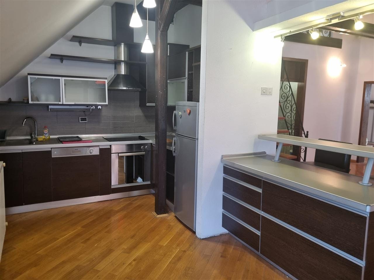 4-соби стан, 140 м², наместен - Карпош, Скопје