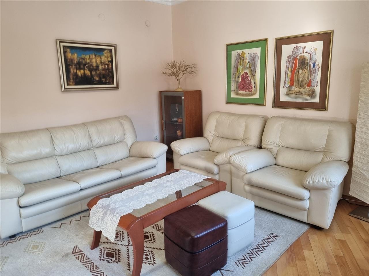 2.5-соби стан во Дебар Маало, Центар Скопје - 54 м²