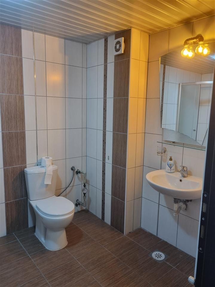 Деловен простор 123м2, Центар, Скопје - 4.800 EUR