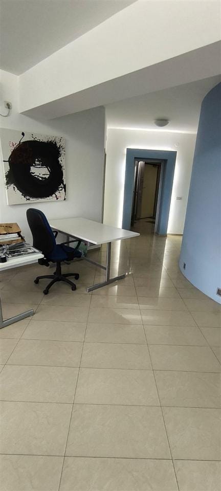 Деловен простор 170м² во Олимпико, Карпош, Скопје
