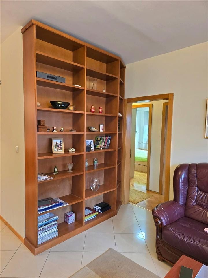 Комплетно наместен стан од 85м² во Карпош 4, Скопје