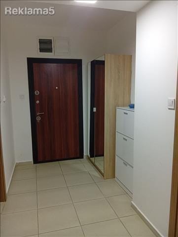 Stan 63m² so 2 spalni, novogradba, Gazi Baba