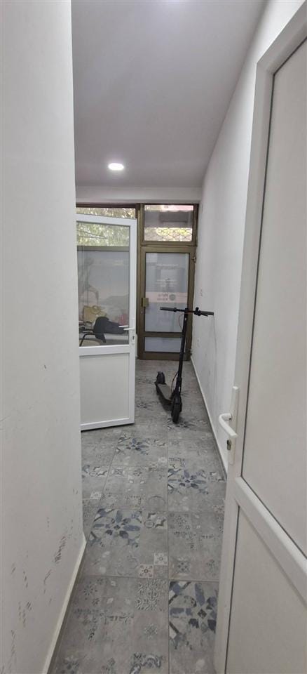 Деловен простор 114 m² во Центар, Скопје