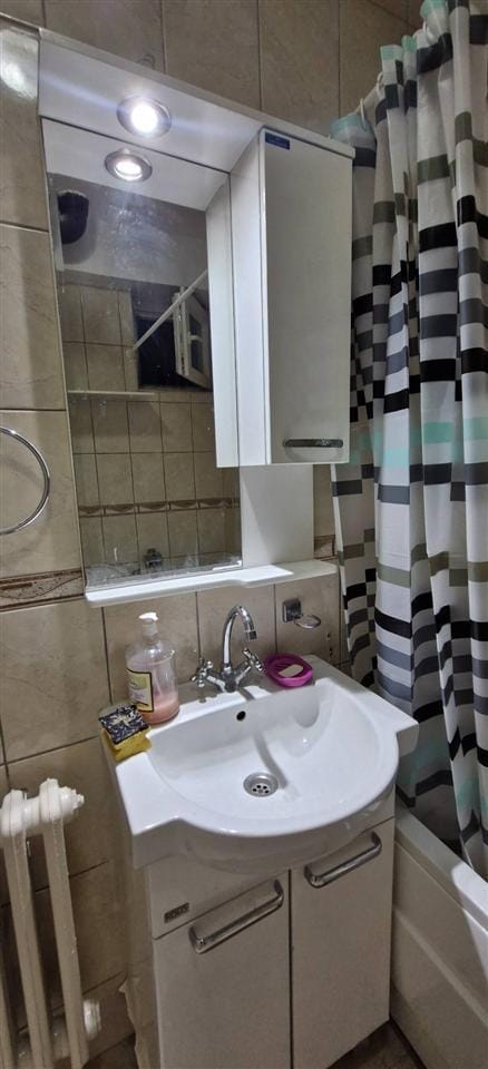 3-соби намештен стан 60 м² - Ново Лишиче