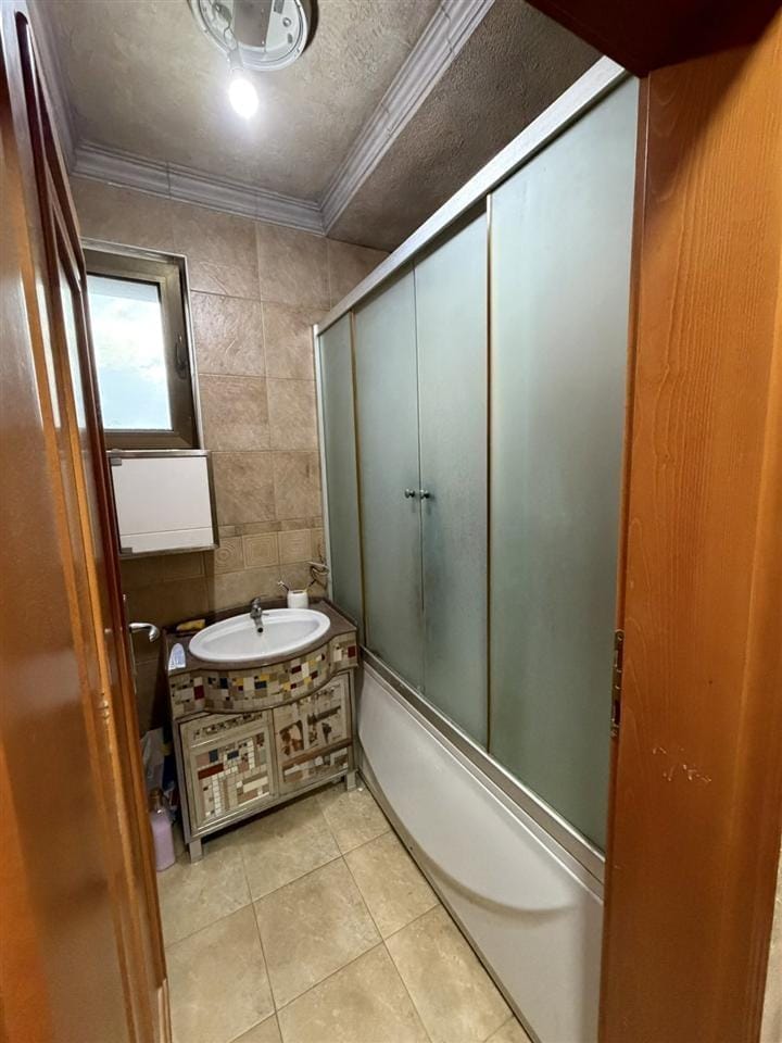 Ekskluziven tripleks, 4 spalni, 4 garazi vo Kozle, Skopje