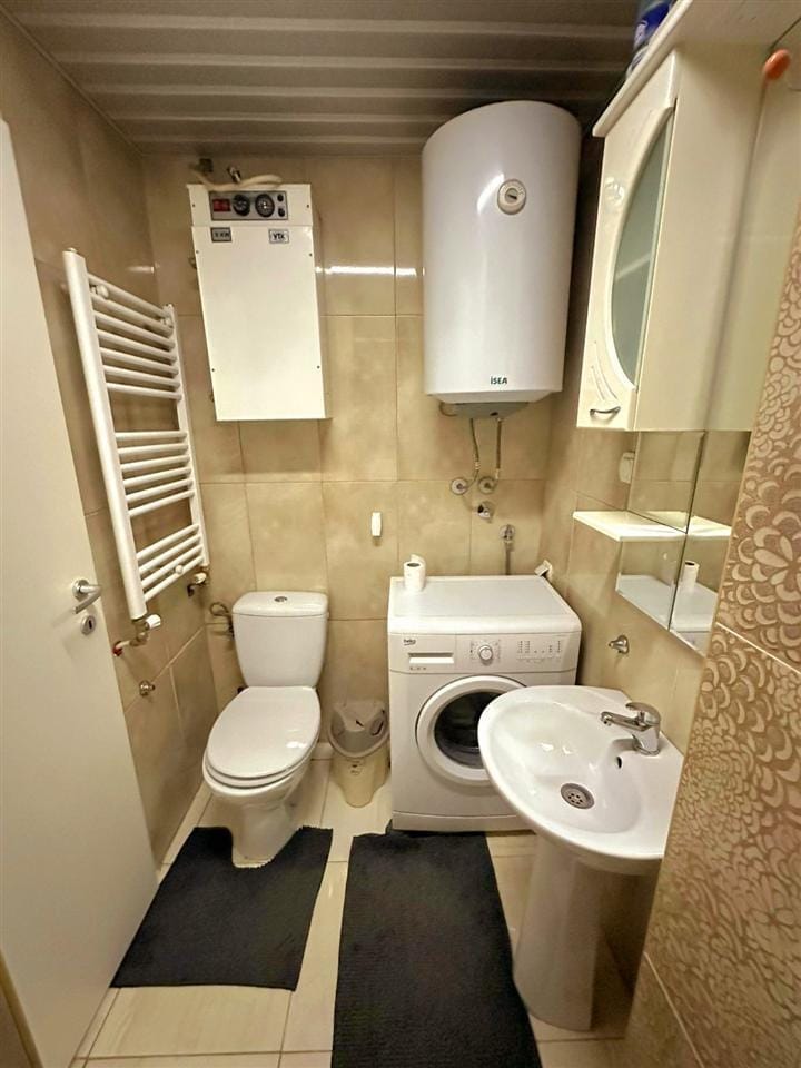 Комплетно наместен стан во Дебар Маало, Скопје - 2 соби, 40м²