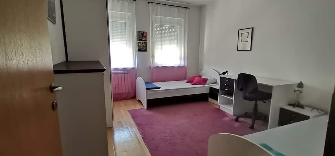 3-собен наместен стан во Центар, Скопје - 74 м²