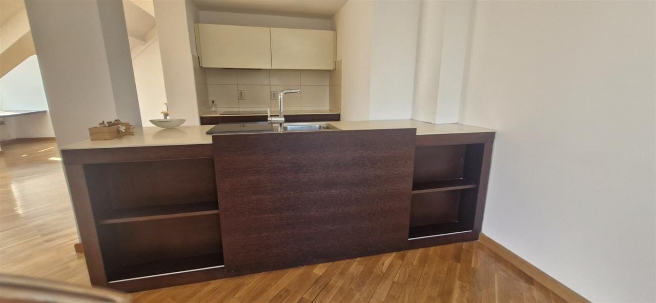 Трособен дуплекс стан во Ѓорче Петров, 97м2