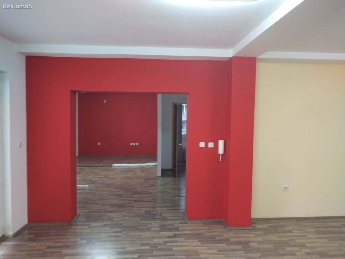 Деловен простор 400м2 - Канцеларија, Карпош, Скопје