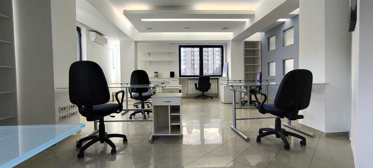 Деловен простор 170м² во Олимпико, Карпош, Скопје
