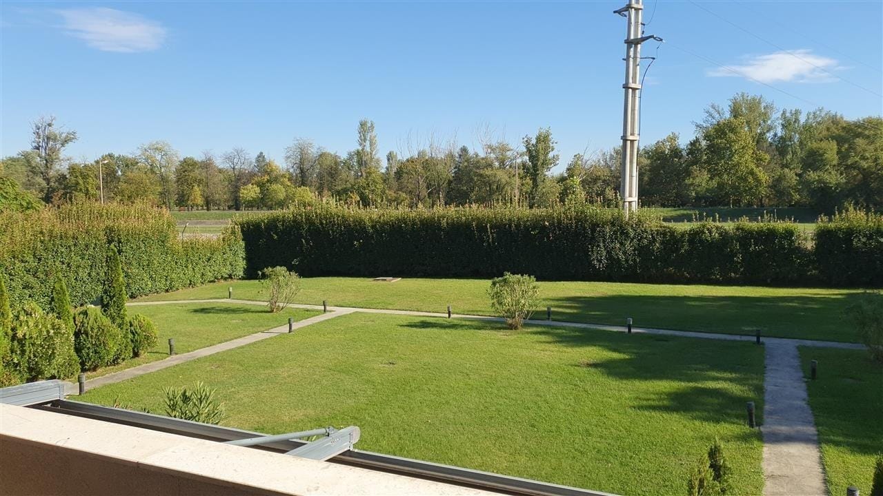 Ексклузивен 4-собен стан, кеј на Вардар, Момин Поток, Карпош