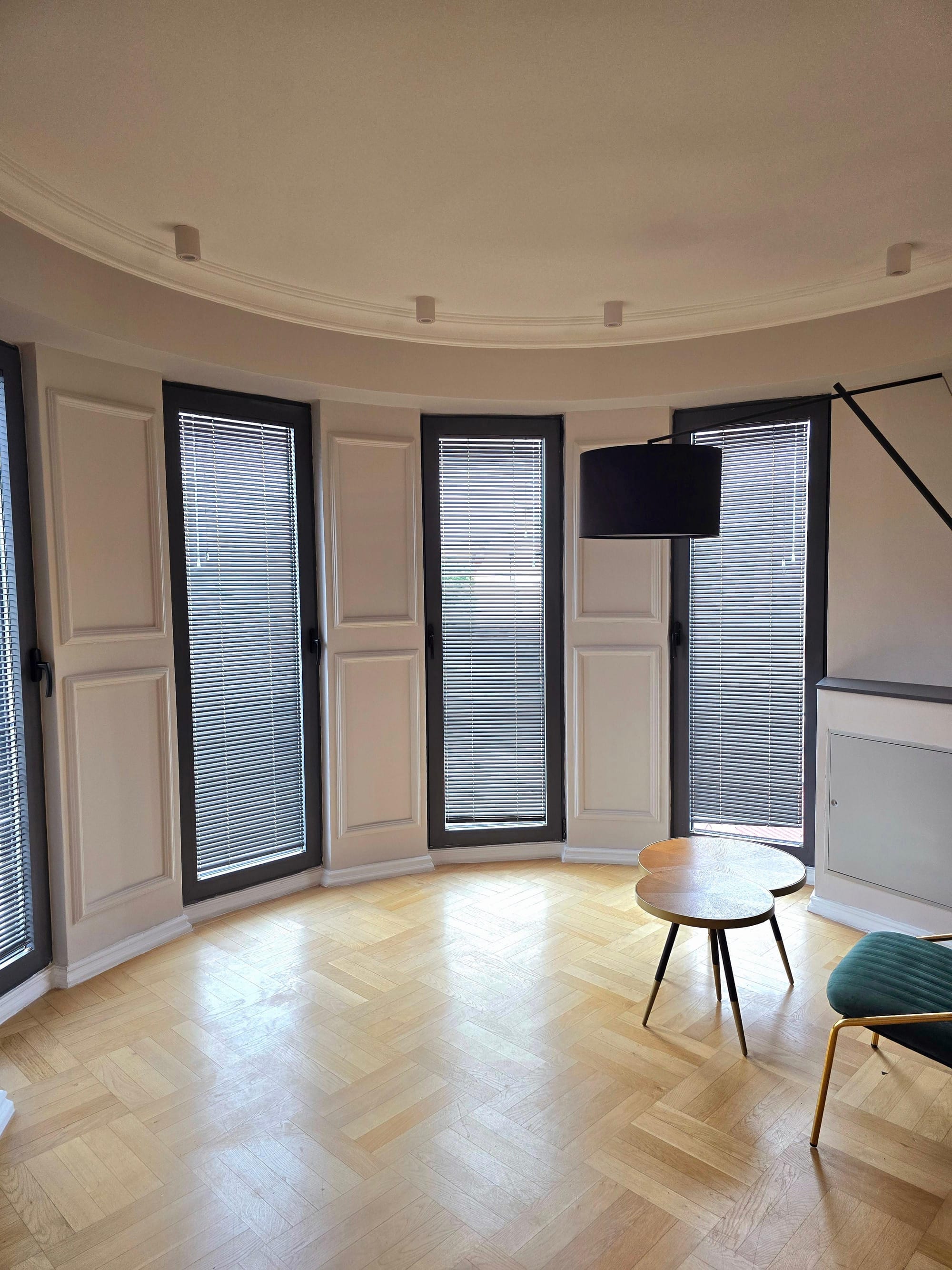 Луксузен наместен стан, 4 соби, 100м², Центар Скопје