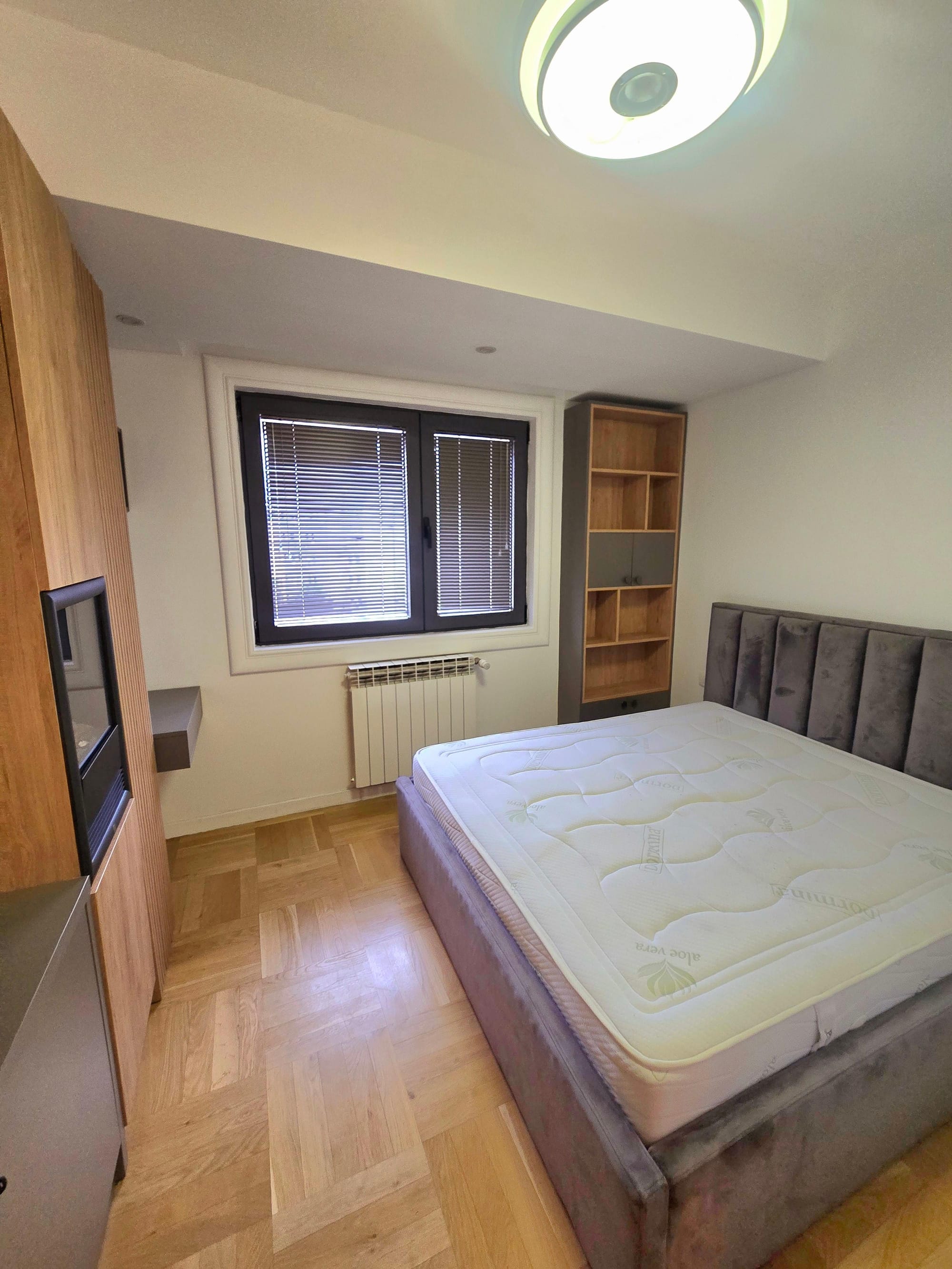 Луксузен наместен стан, 4 соби, 100м², Центар Скопје