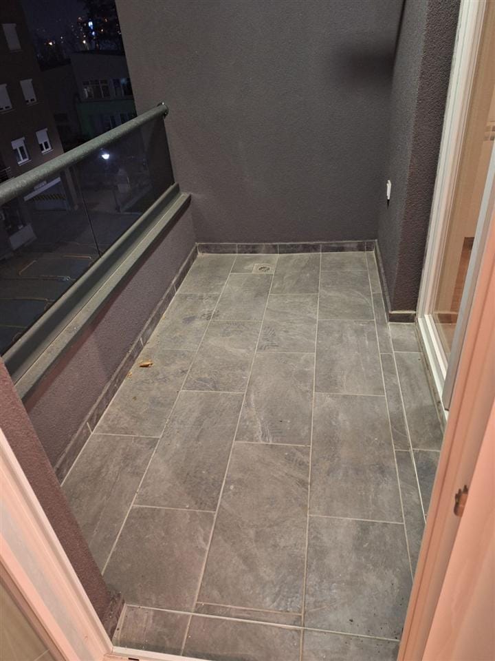 Нов двособен стан 38м² со паркинг, Аеродром