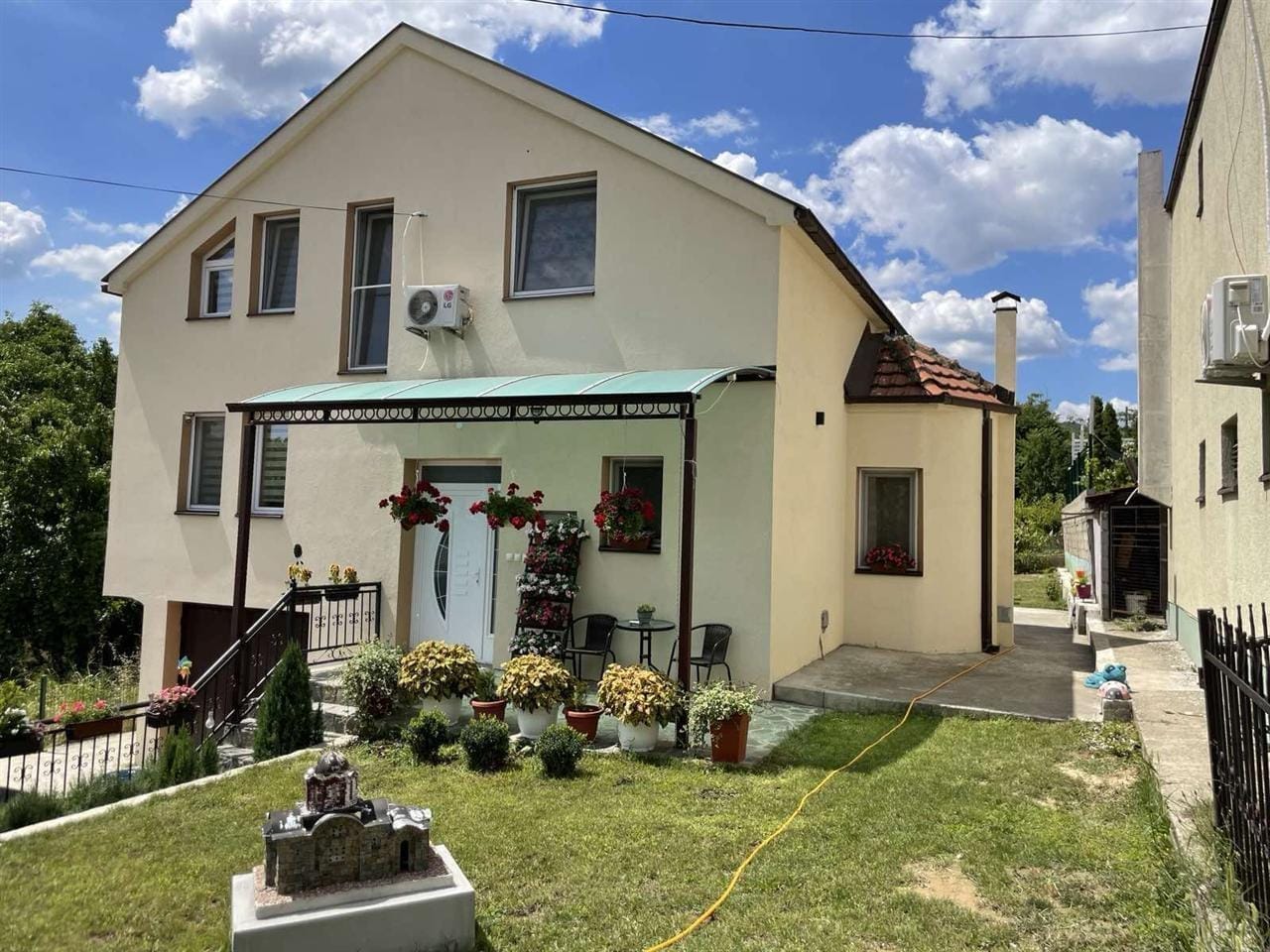 Куќа 6 соби, 150м², Кисела Вода - реновирана и наместена