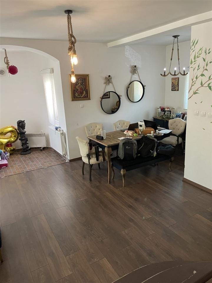 Куќа 6 соби, 150м², Кисела Вода - реновирана и наместена