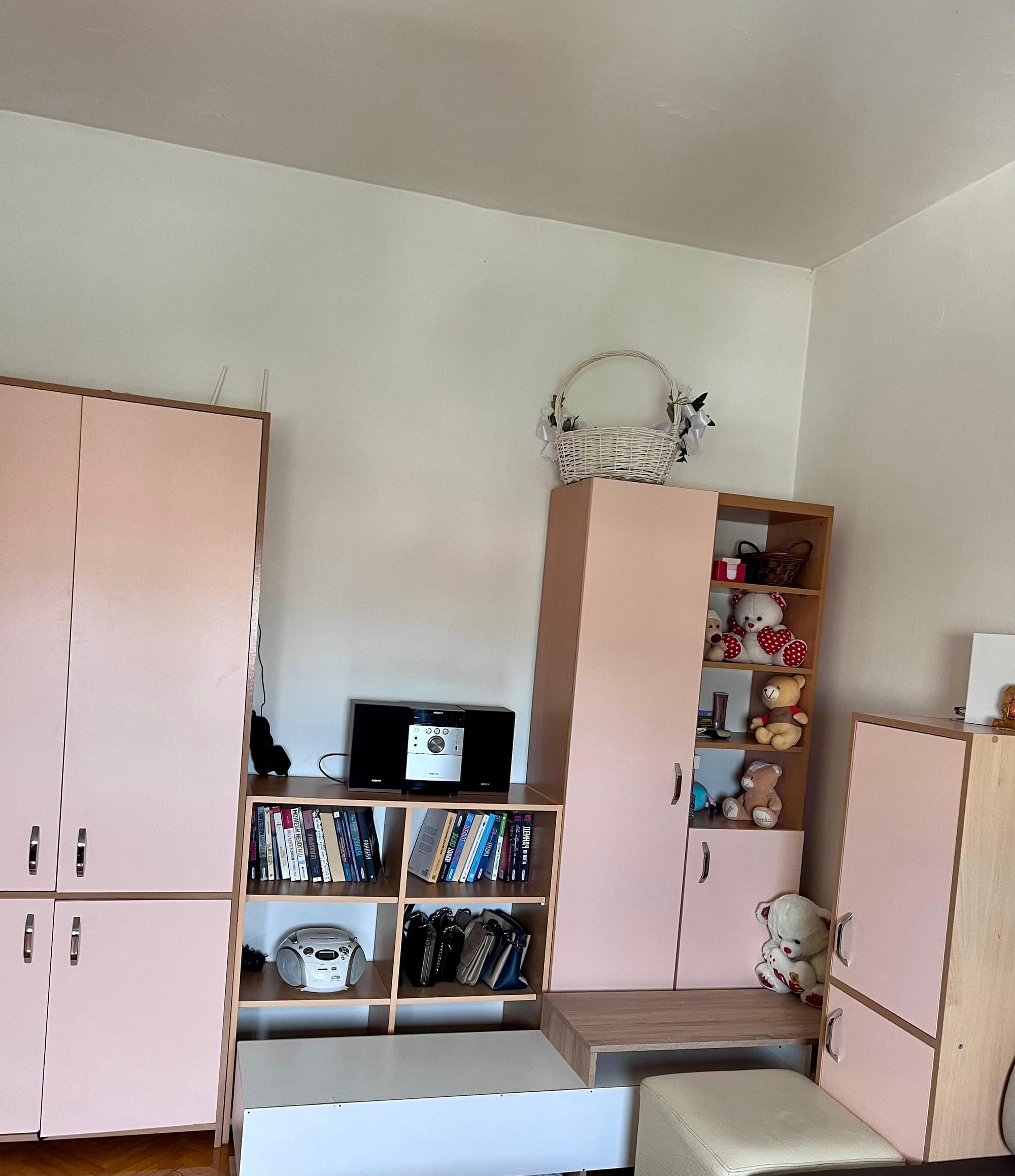 Стан 2 спални, тераса, Маџари 50м²